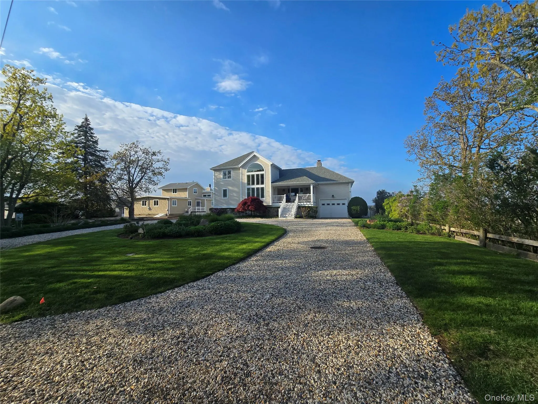 Photograph of 83 Hampton Road
