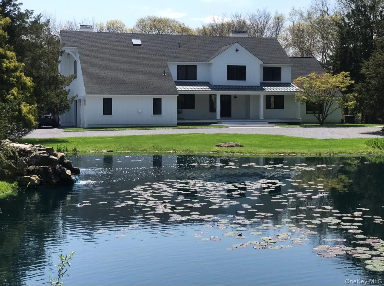 Photograph of 263 Ferry Road