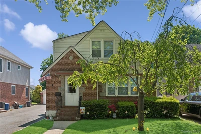 Photograph of 163 Beech Street