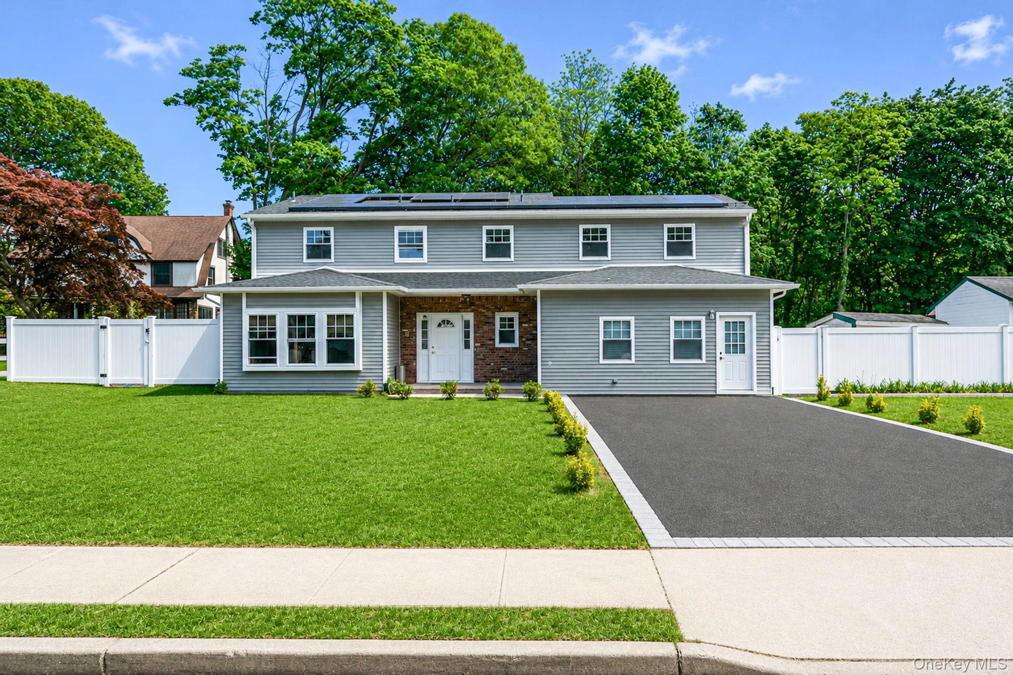 Photograph of 883 Hawkins Avenue