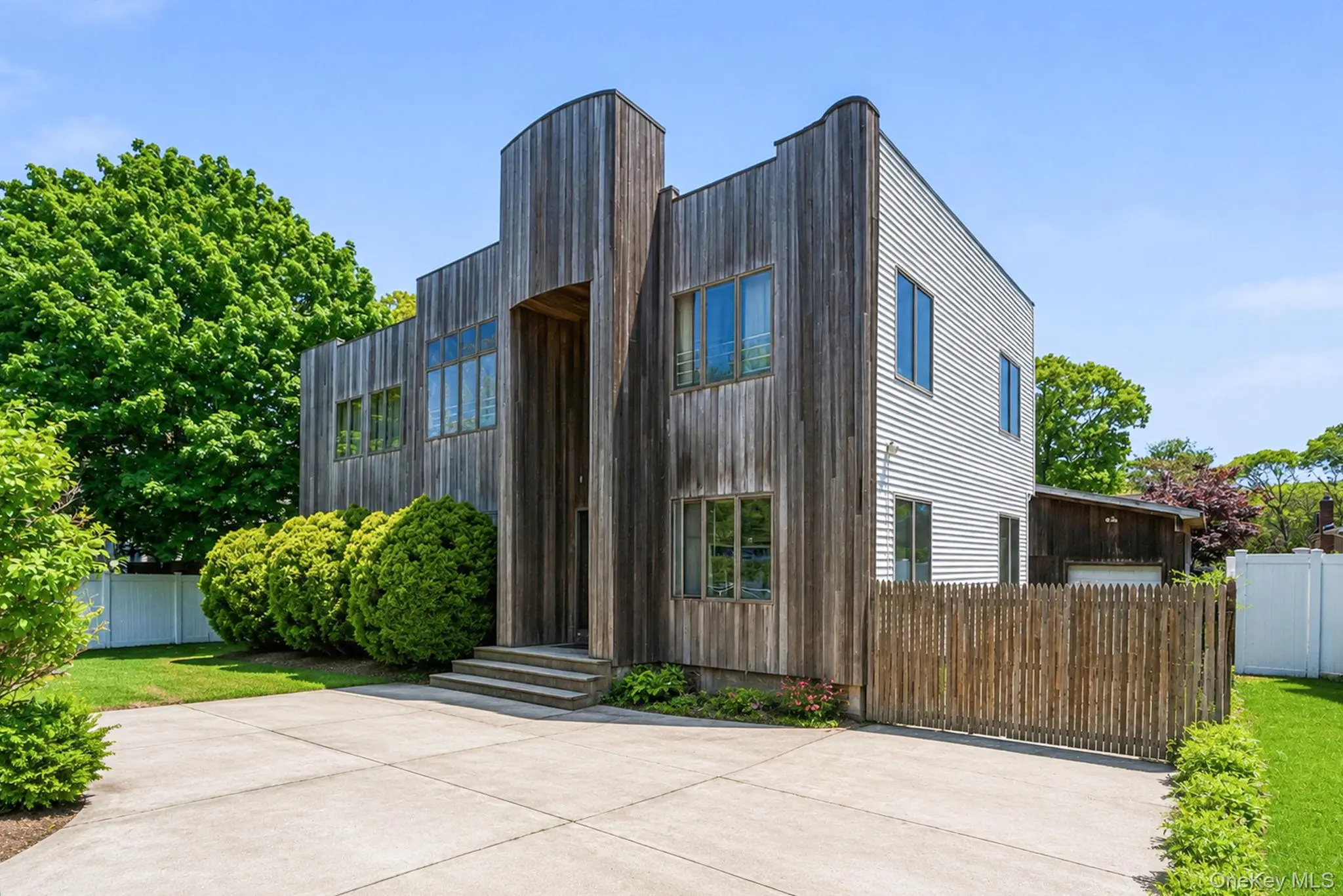 Photograph of 46 Brushwood Drive