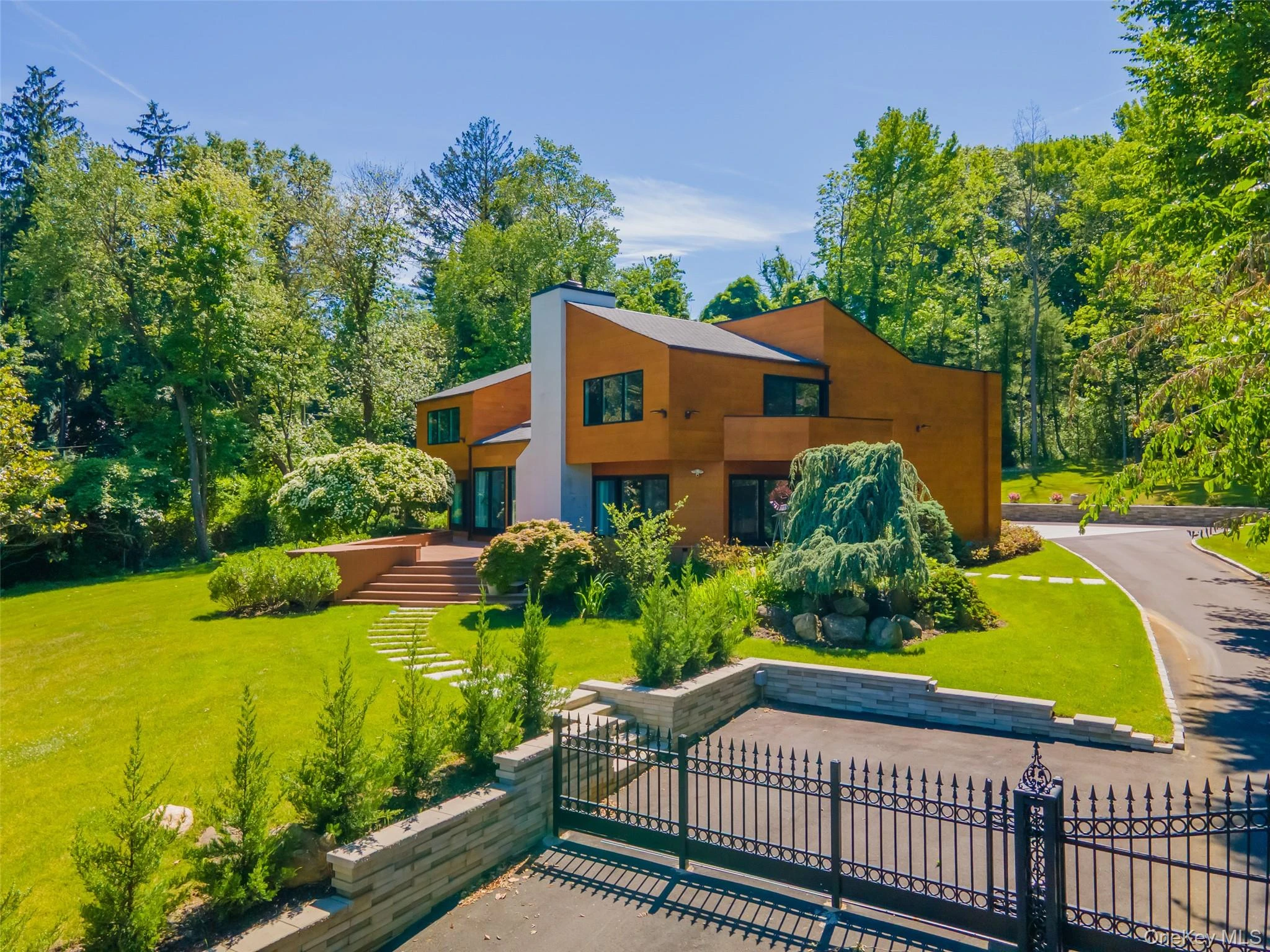 Photograph of 369 Shore Road