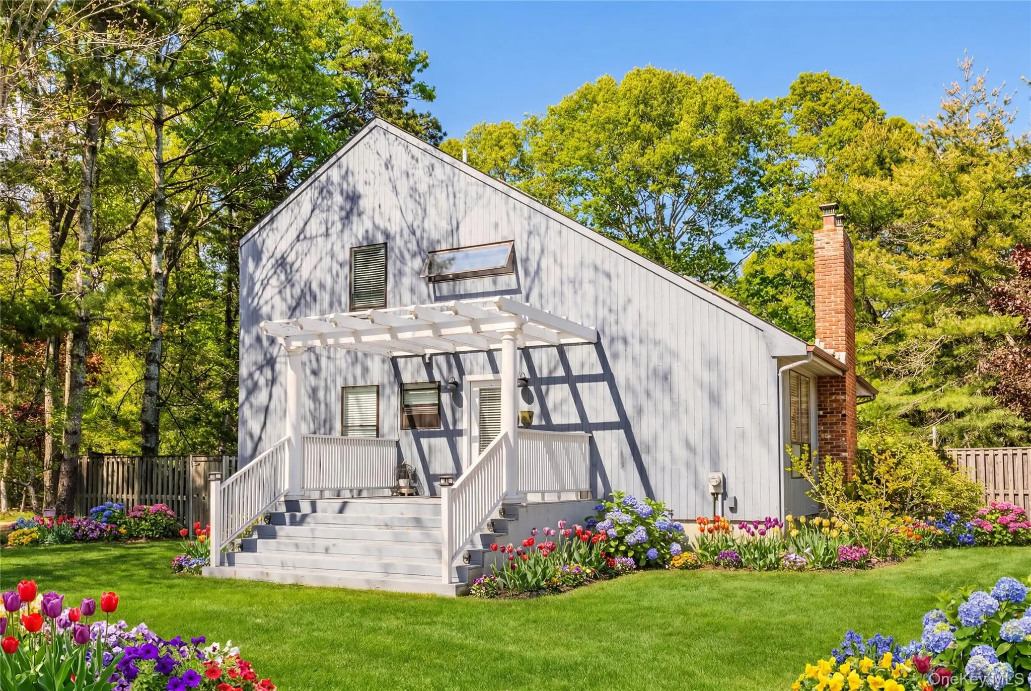 Photograph of 37 Blue Jay Way