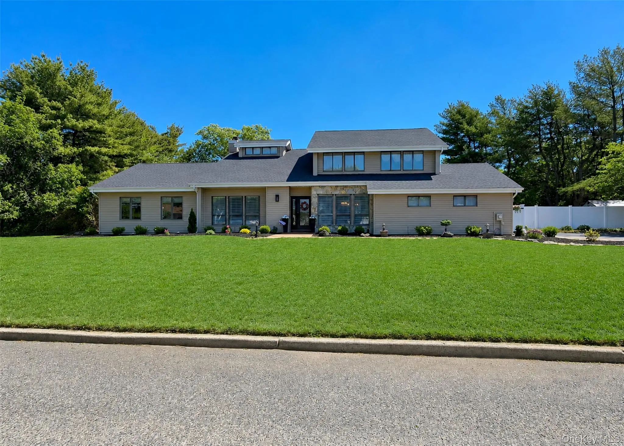 Photograph of 25 Vineyard Way