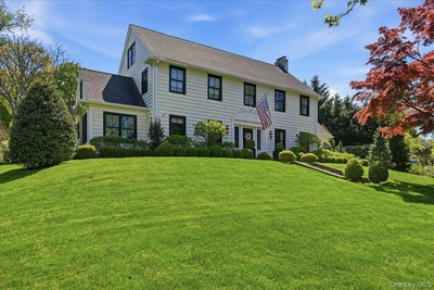 Photograph of 96 10th Street