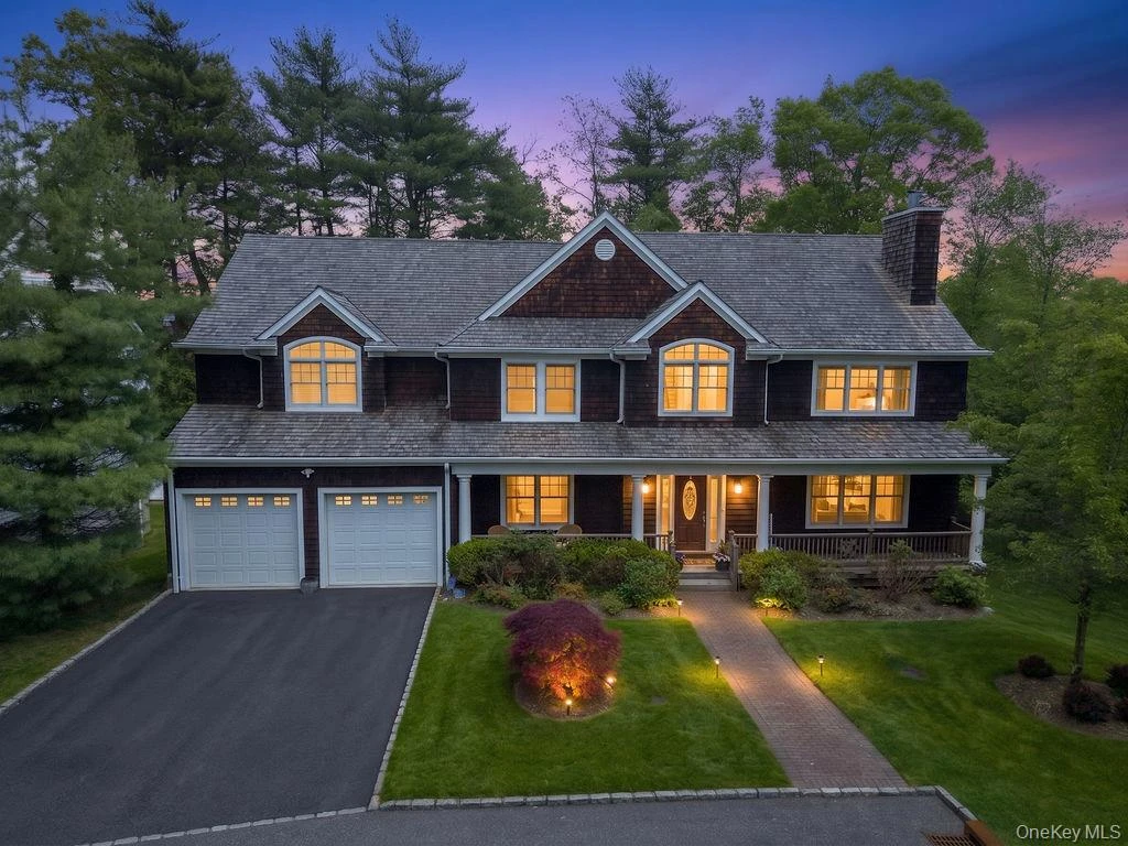 Photograph of 899 Harbor View Road