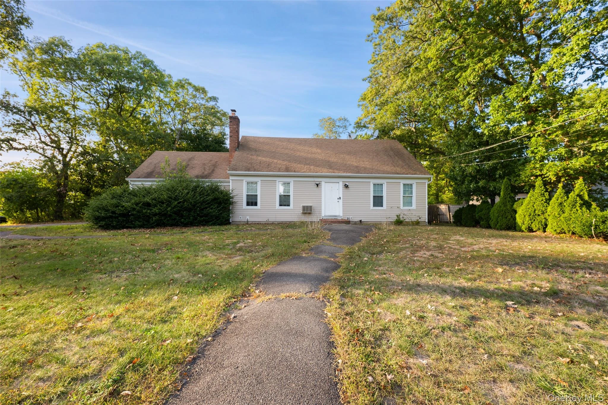 Photograph of 33 Echo Avenue