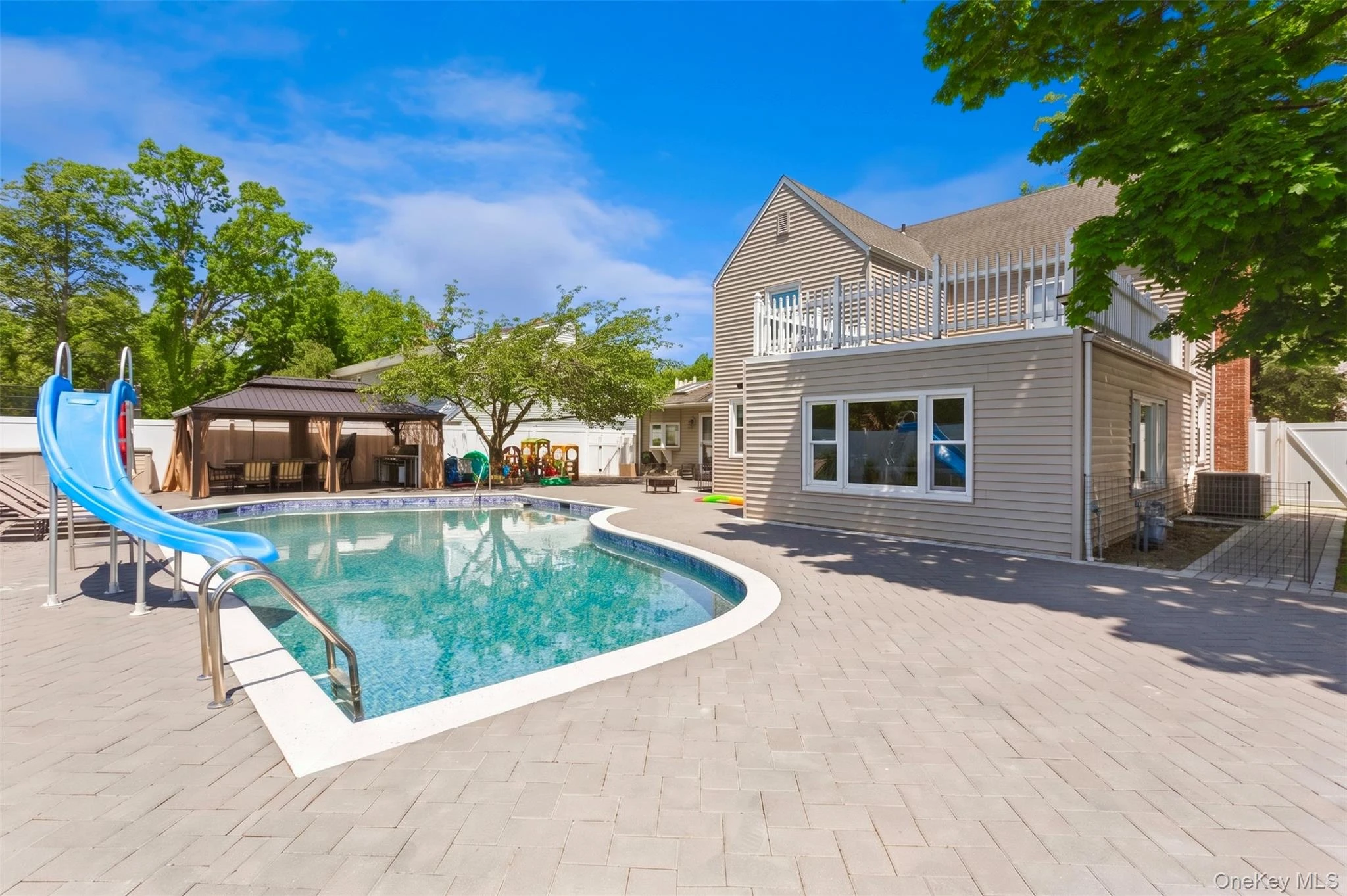 Photograph of 1566 Pebble Lane
