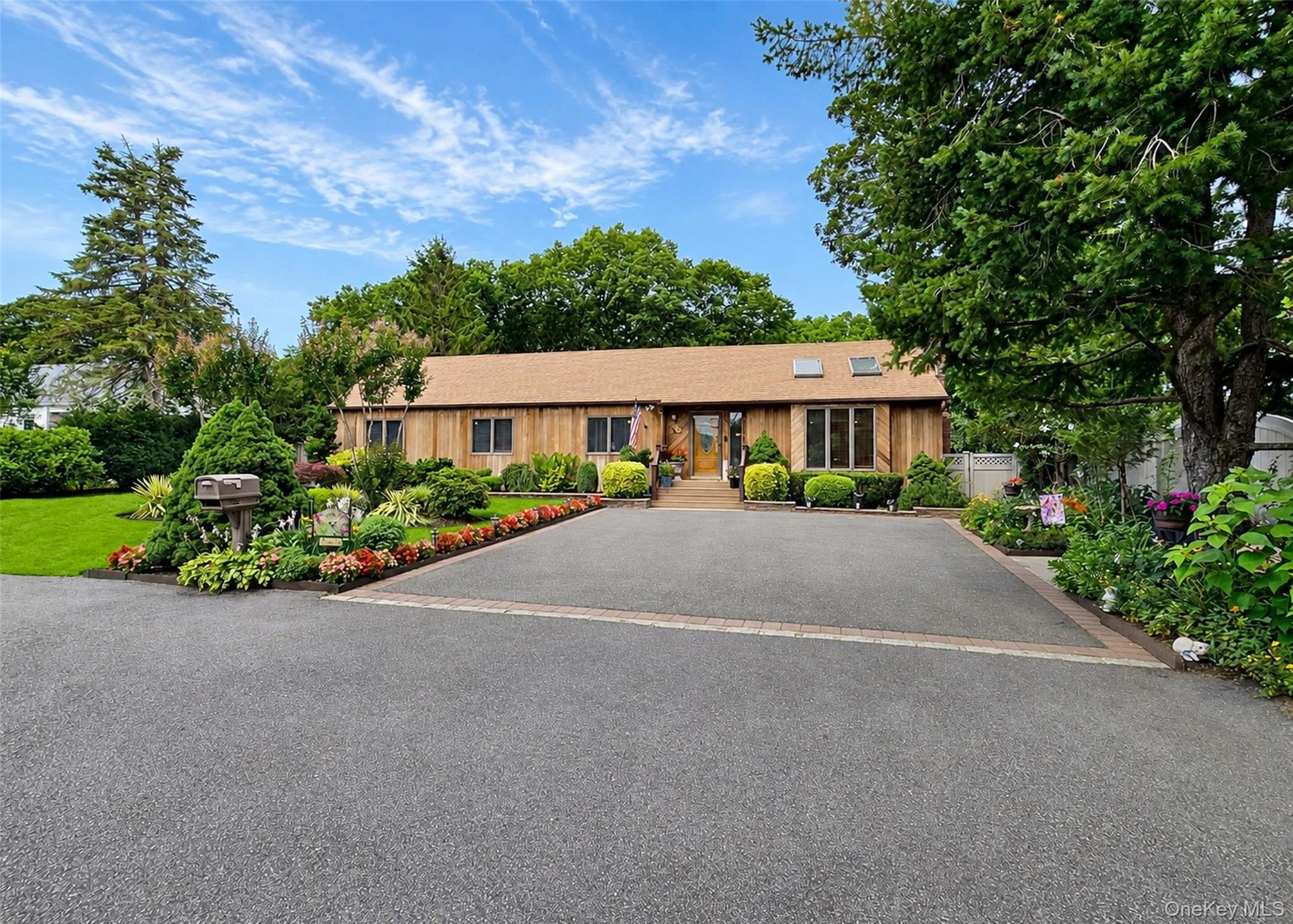 Photograph of 370 Avenue A