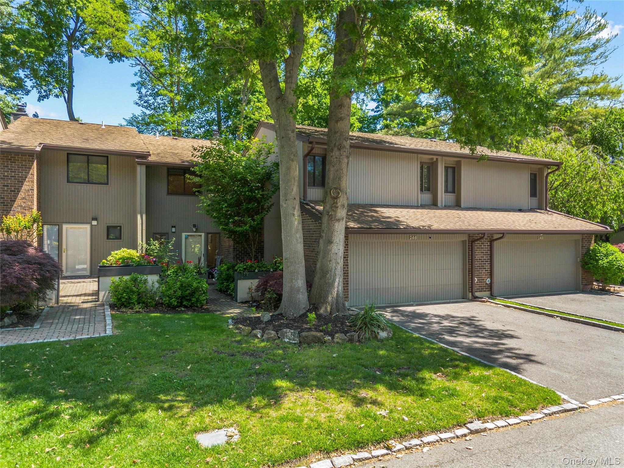 Photograph of 246 Hamlet Drive