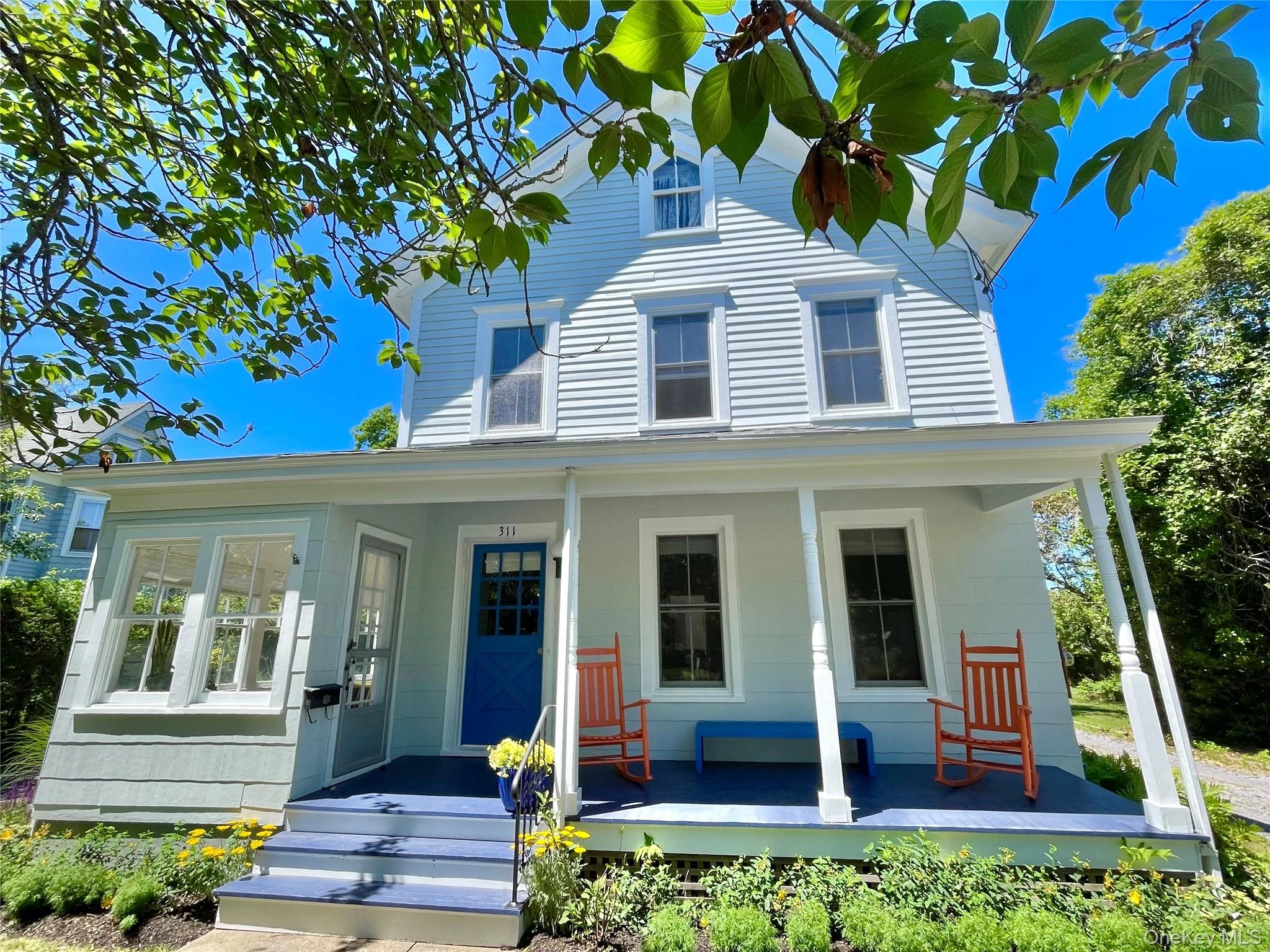Photograph of 311 5th Street