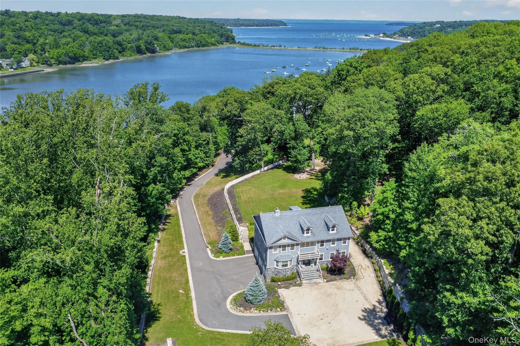 Photograph of 261 Harbor Road