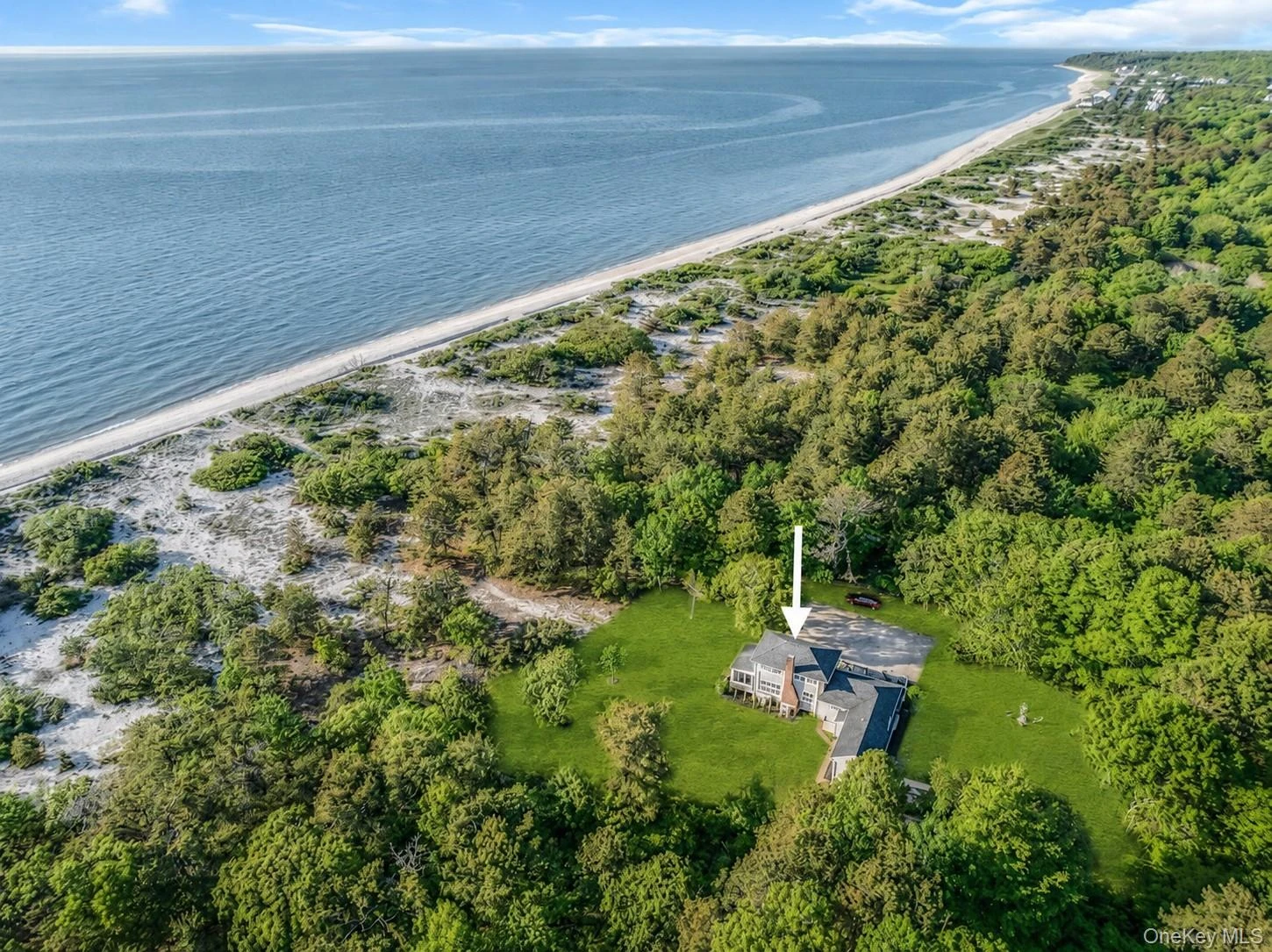 Photograph of 3651 Soundview Avenue