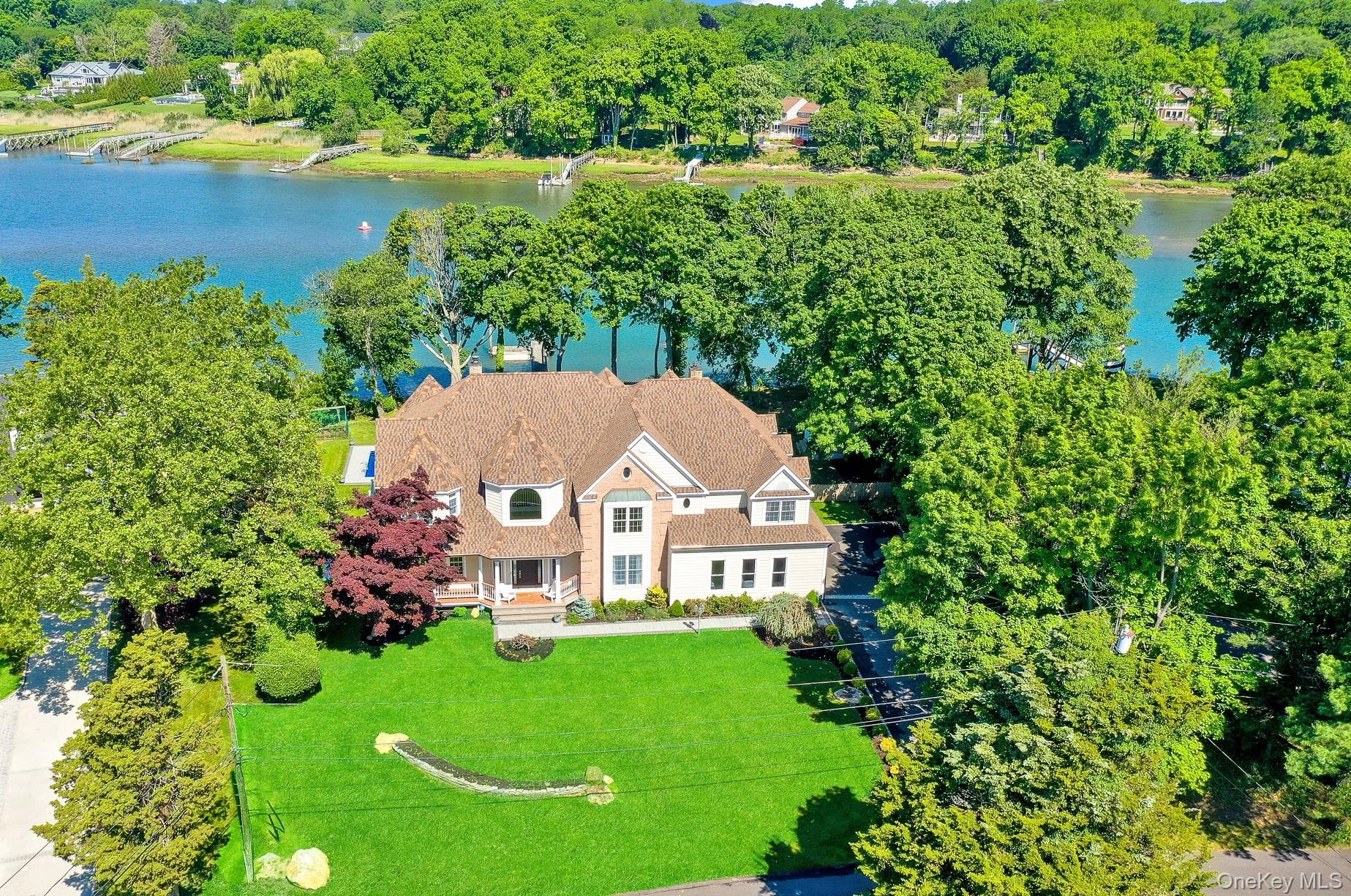 Photograph of 18 Cedar Lane