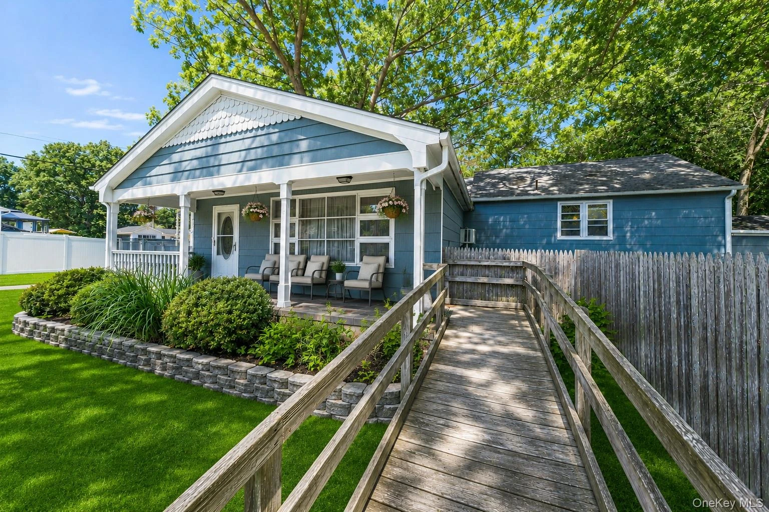 Photograph of 3 Curtis Drive