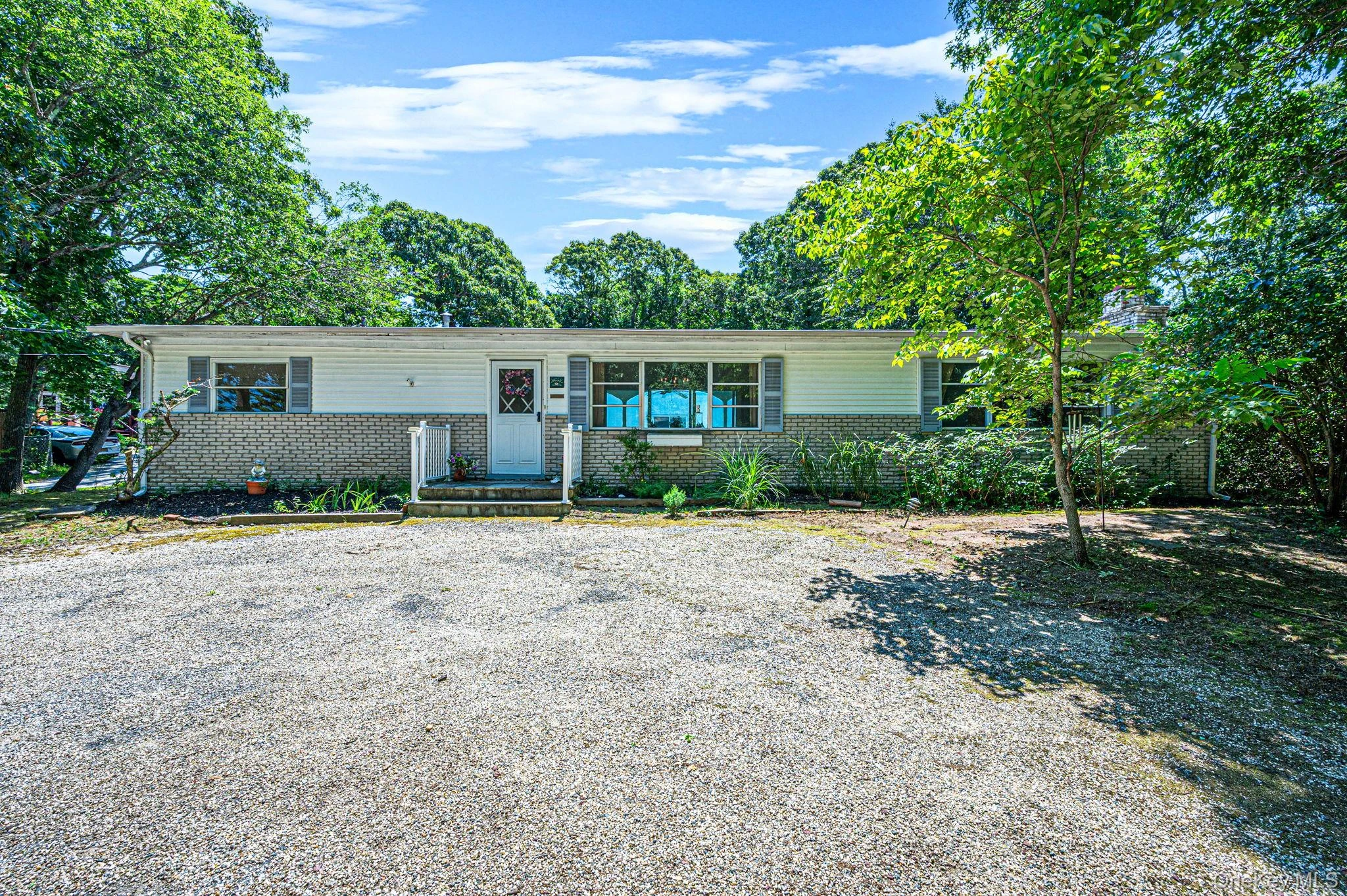 Photograph of 1520 Meday Avenue