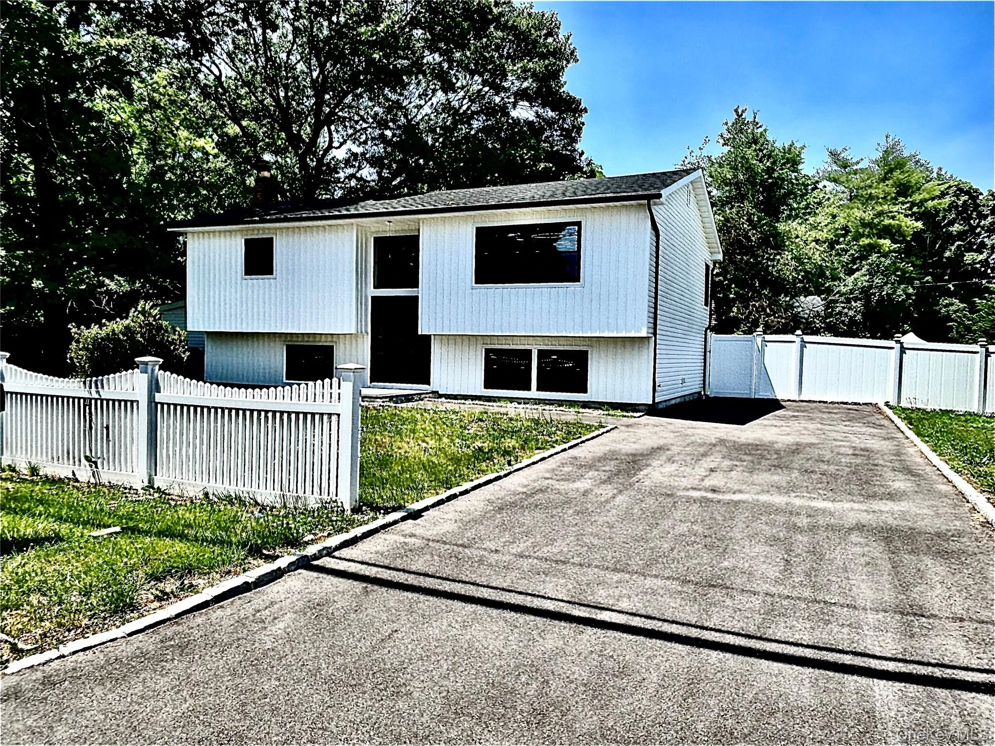 Photograph of 91 Washington Avenue