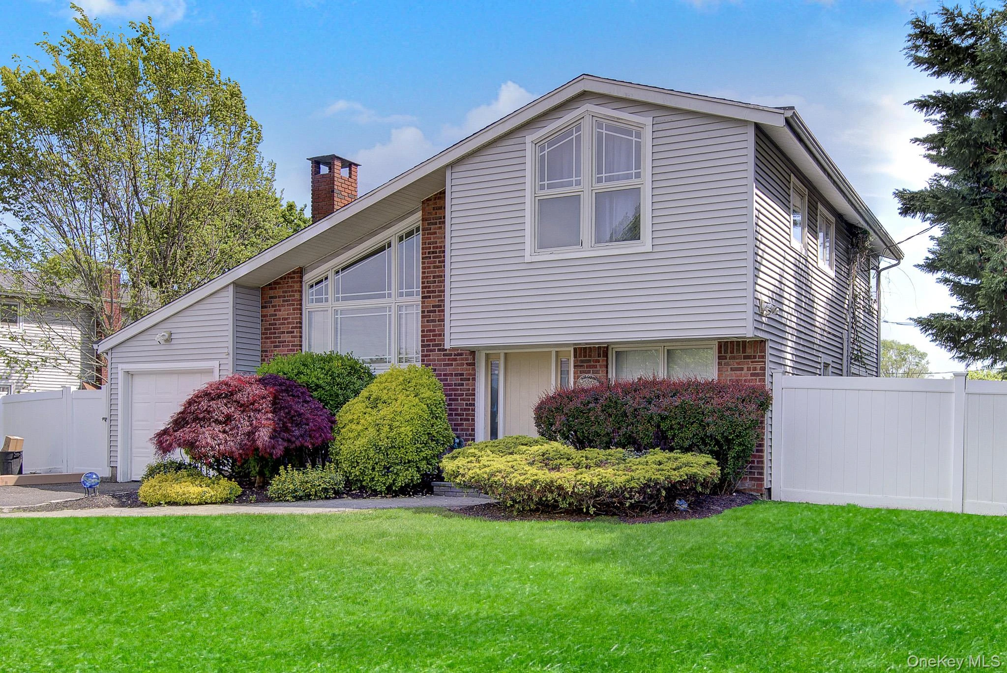 Photograph of 4 Seneca Drive