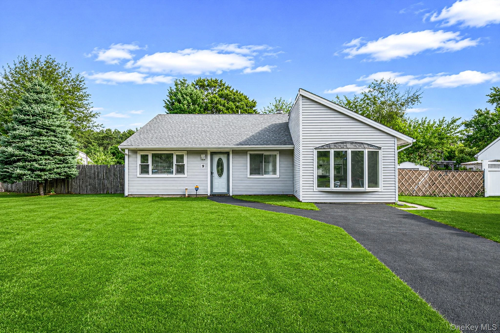 Photograph of 9 Carson Lane