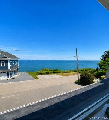 Photograph of 112 Shore Drive