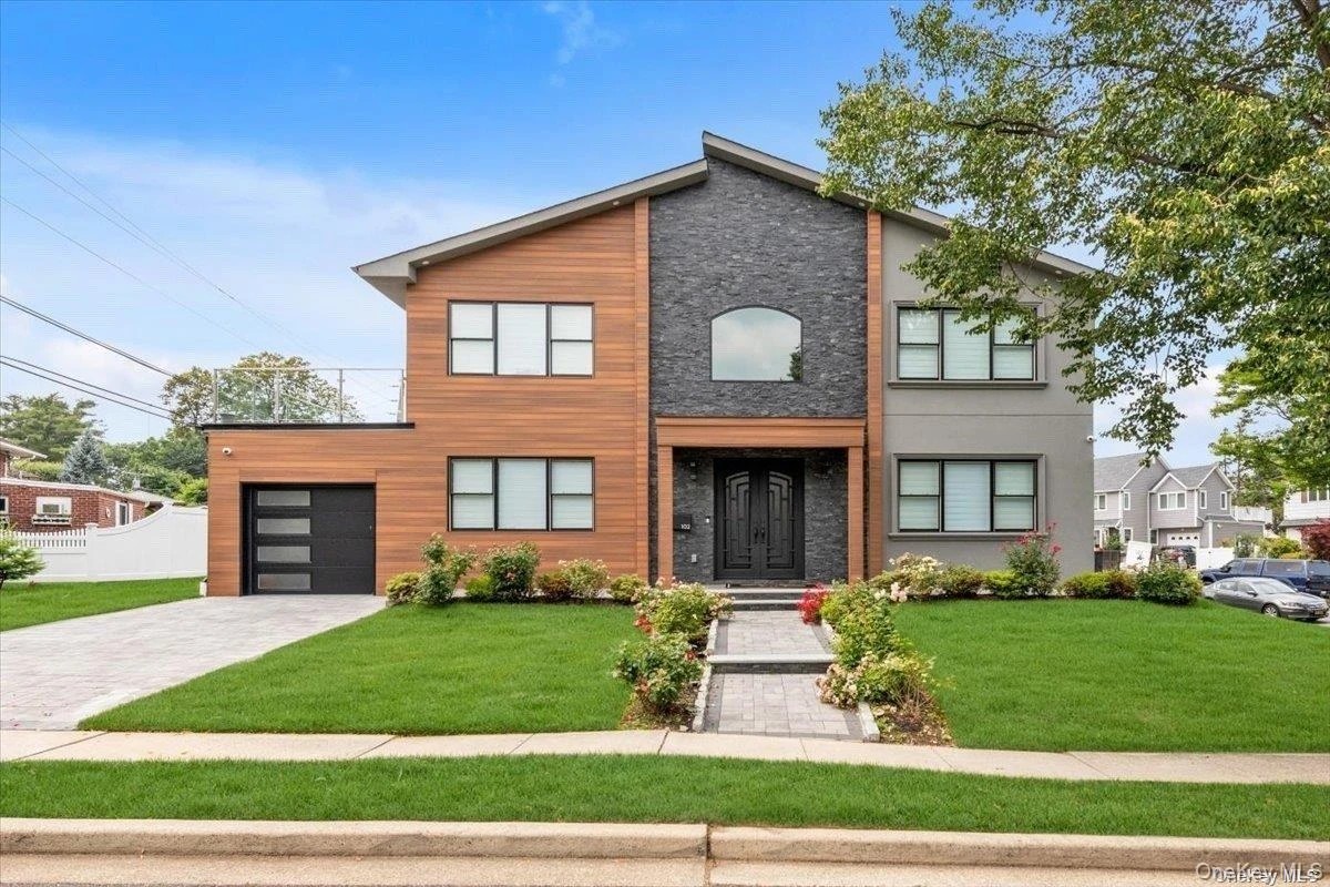 Photograph of 102 Kate Drive