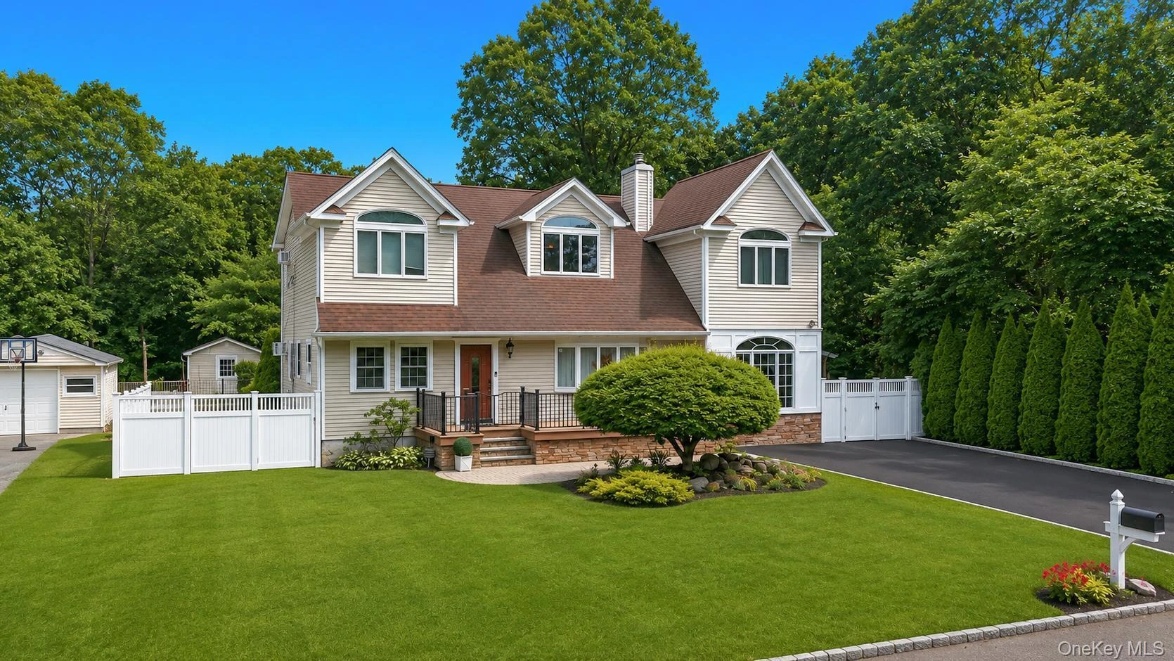 Photograph of 19 Joan Road