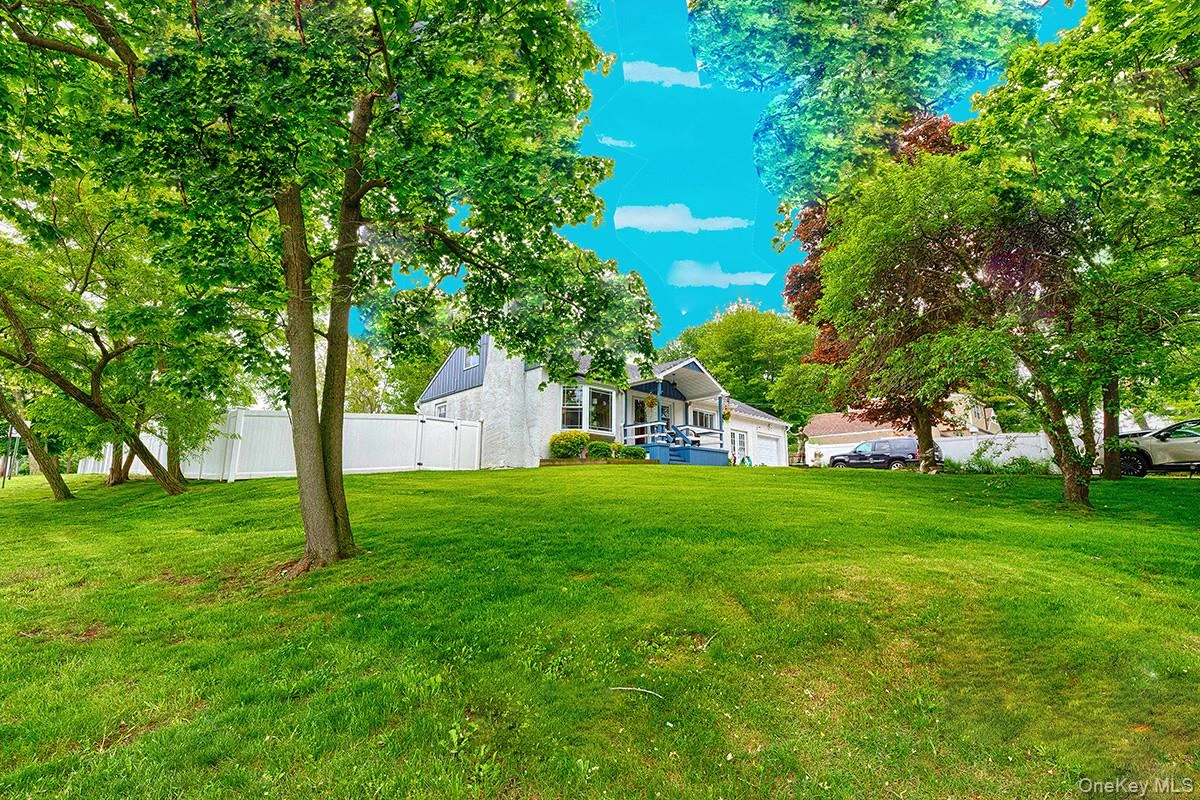 Photograph of 8 Van Cedar Street