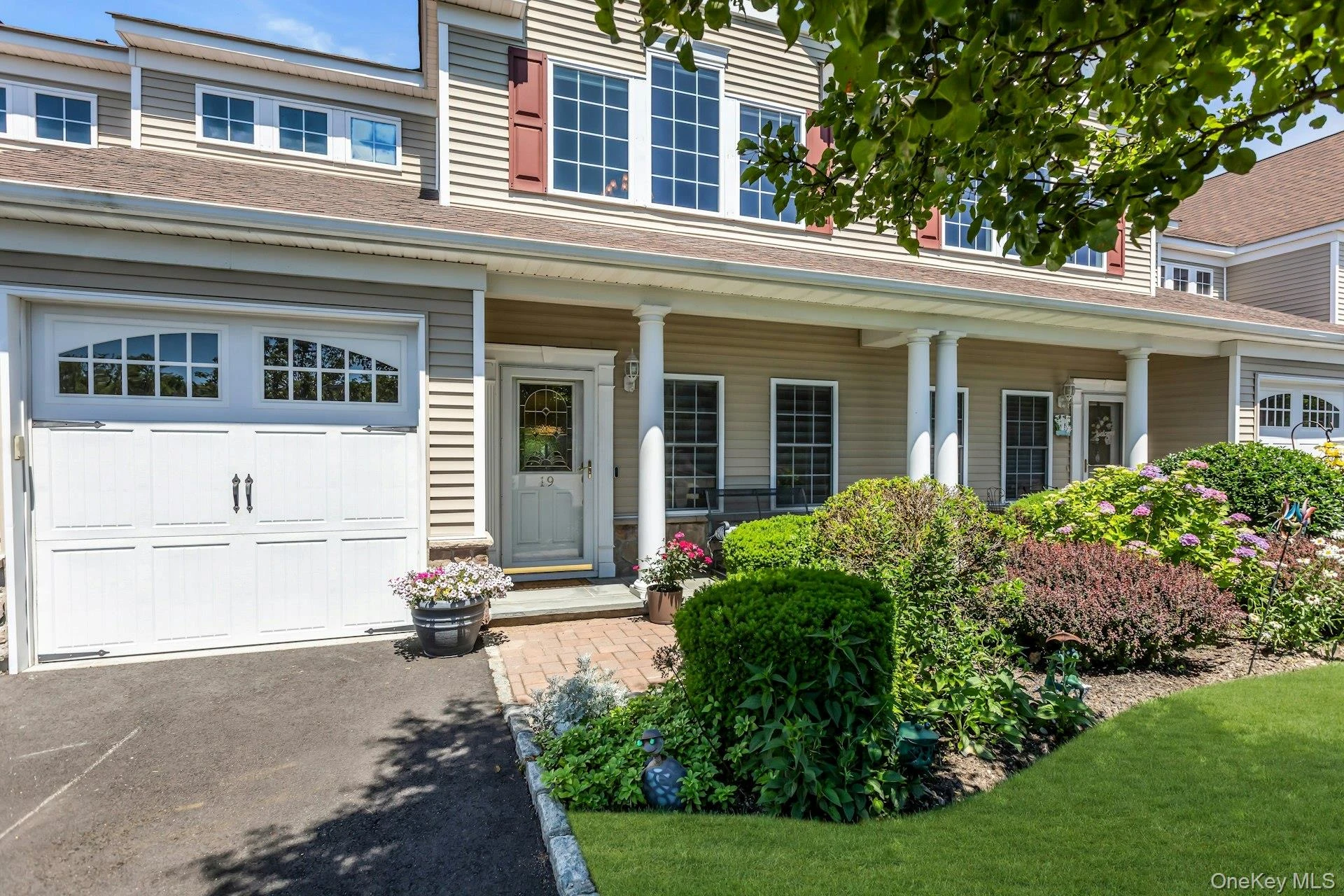 Photograph of 19 Meadow Court