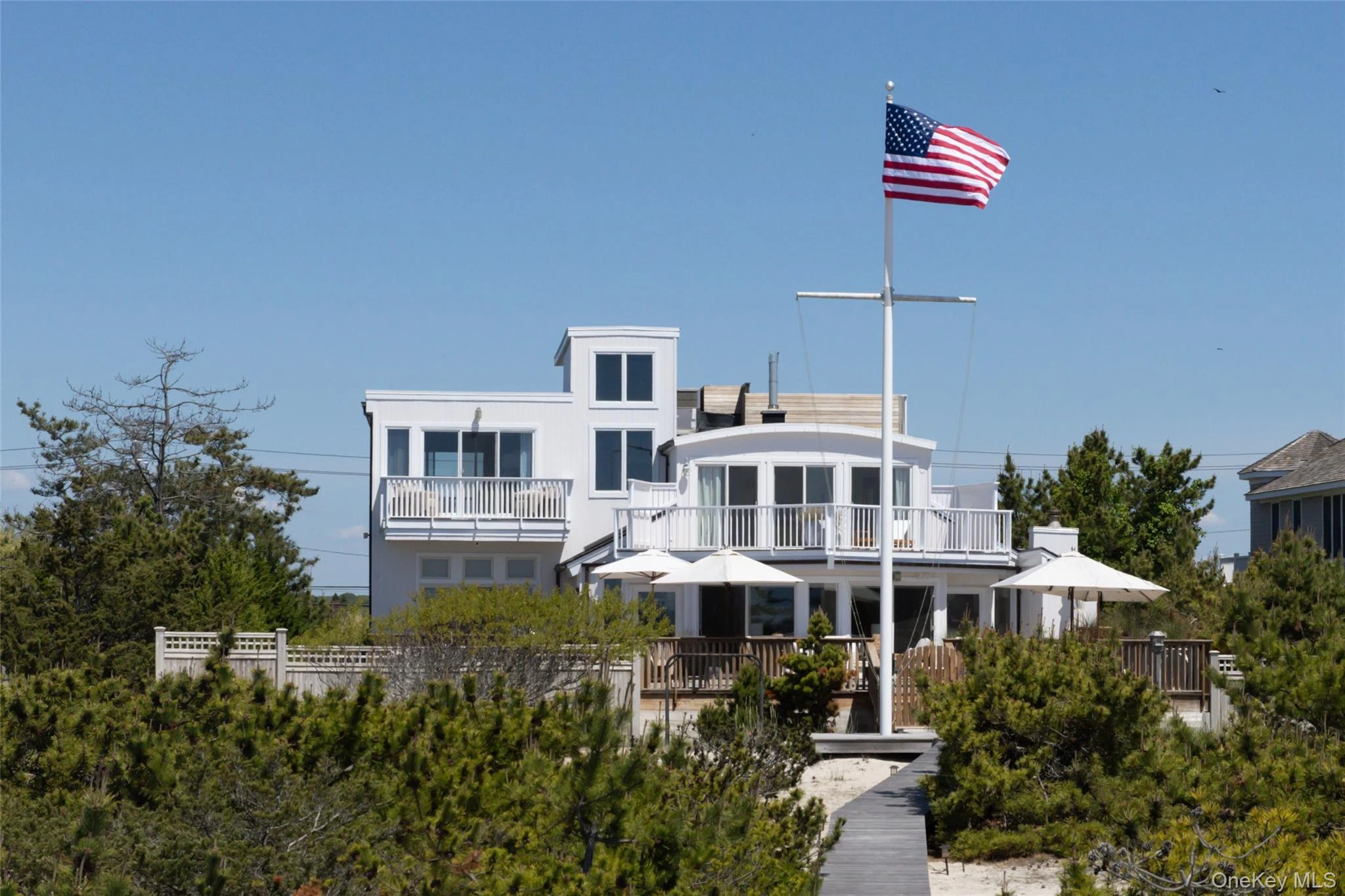 Photograph of 291 Dune Road