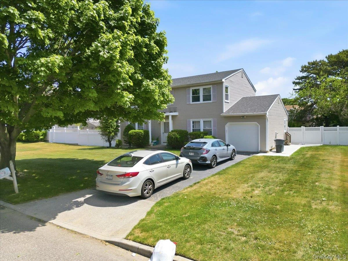 Photograph of 7 Apple Blossom Lane