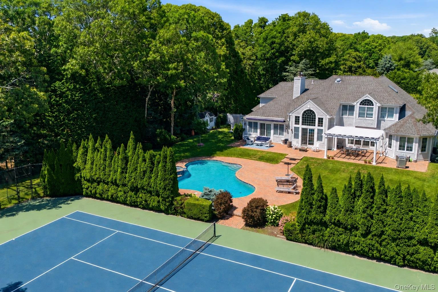 Photograph of 19 Cedarfield Lane