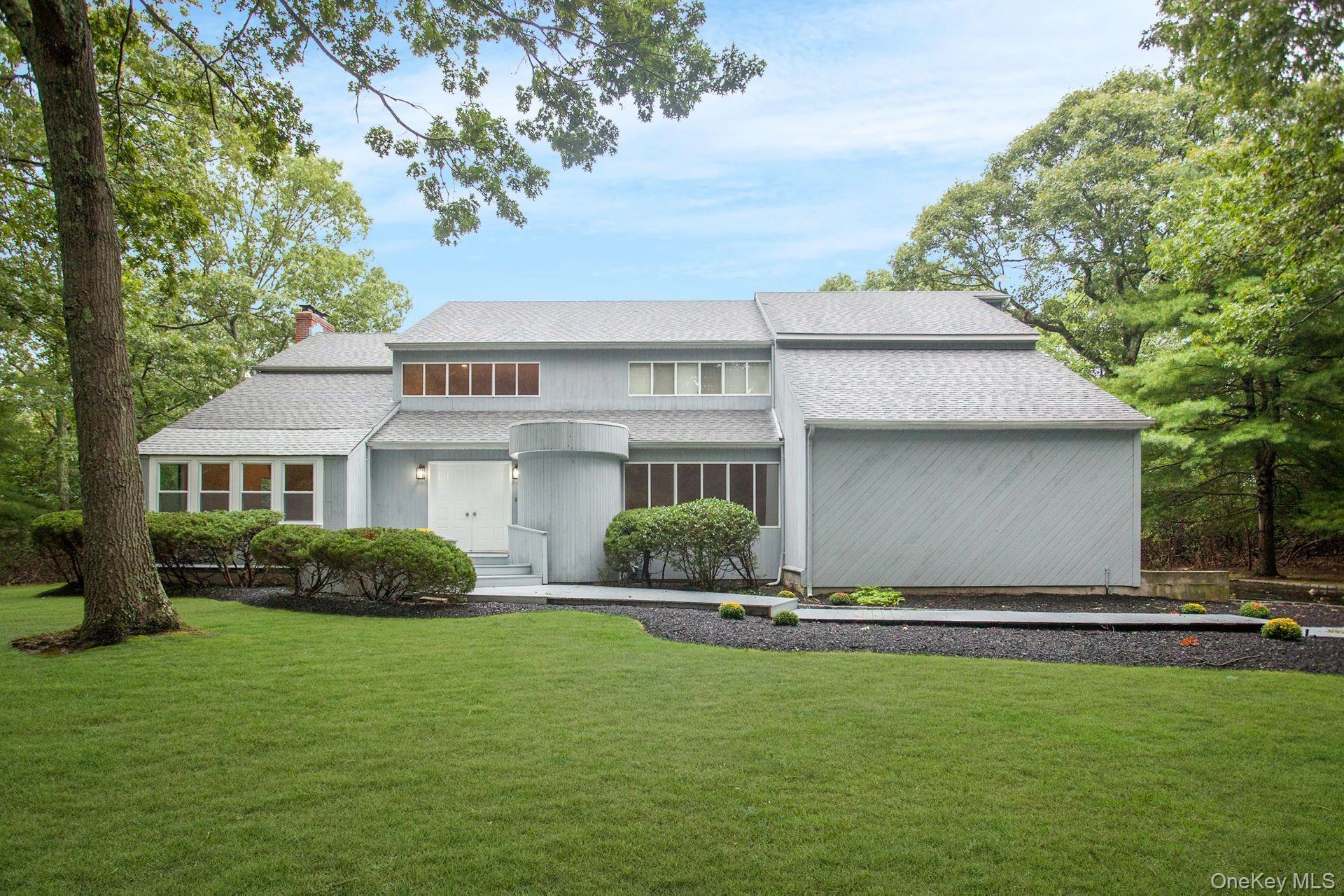 Photograph of 12 Ridge Road