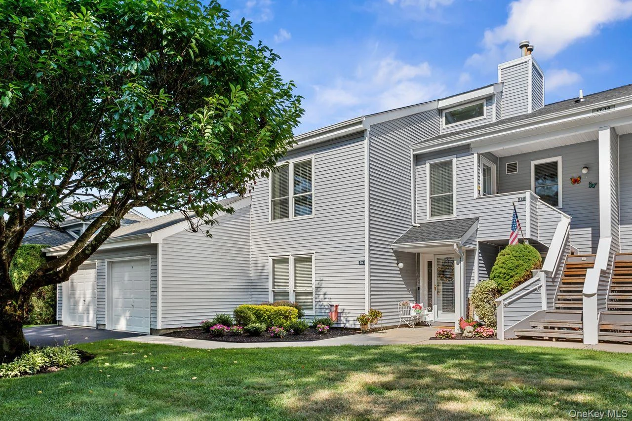 Photograph of 17 Lakeview Drive