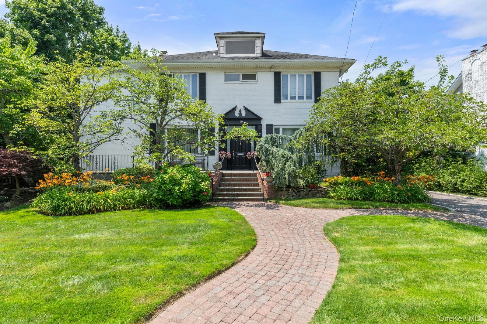 Photograph of 19 Margaret Avenue
