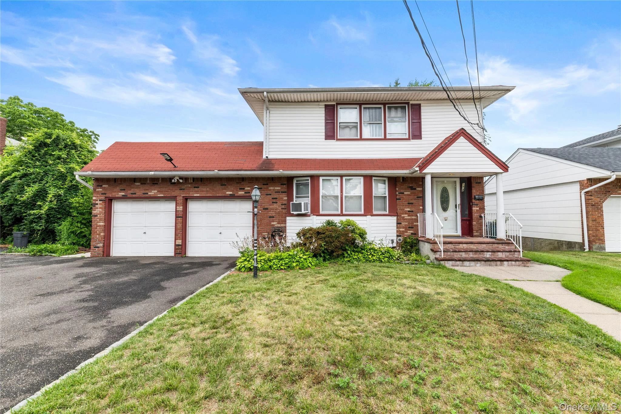 Photograph of 174 Long Beach Road