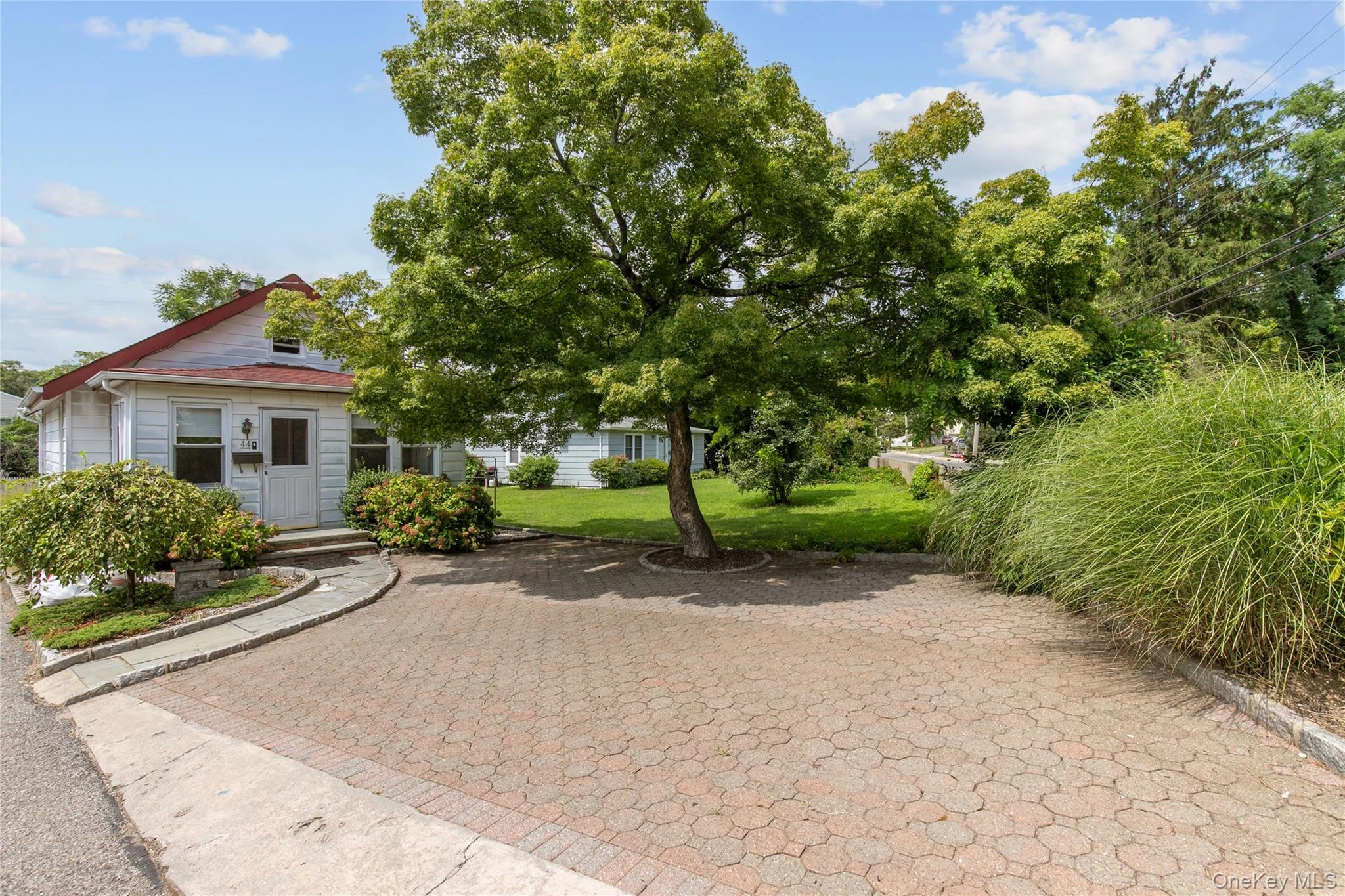 Photograph of 44 Perry Avenue