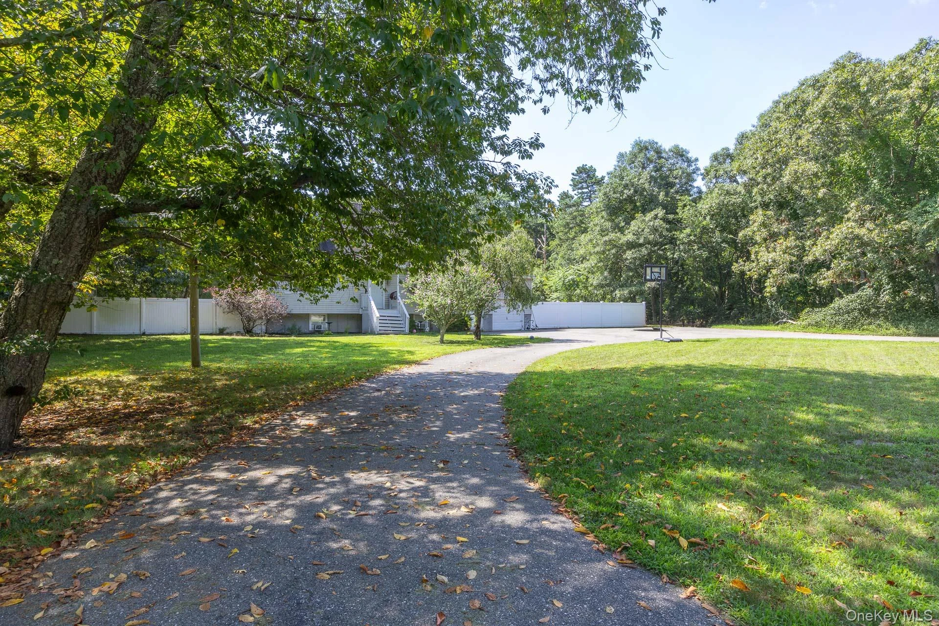 Photograph of 312 Peconic Avenue