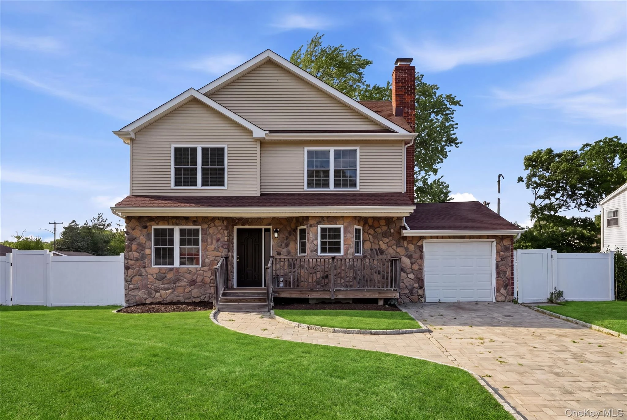 Photograph of 65 Peconic Street