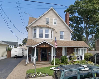 Photograph of 120 High Street