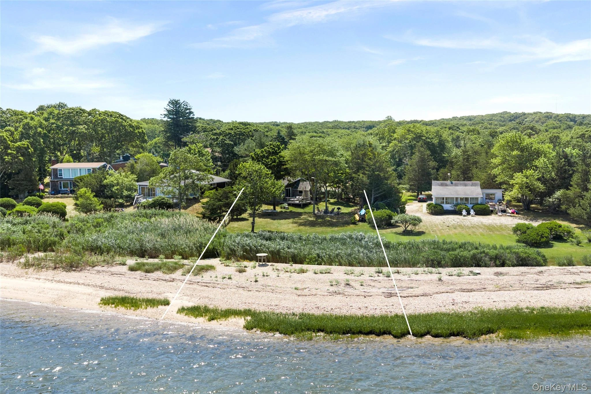 Photograph of 21 Breeze Hill Road