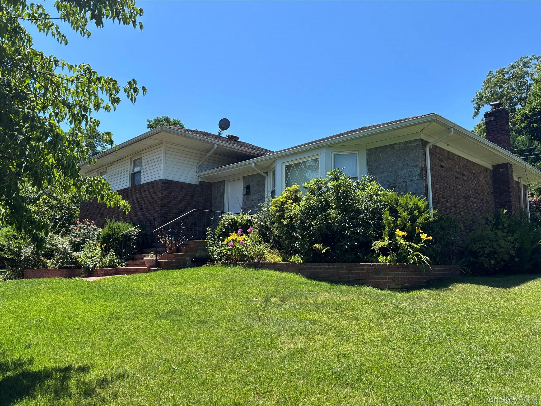 Photograph of 71 Willits Road