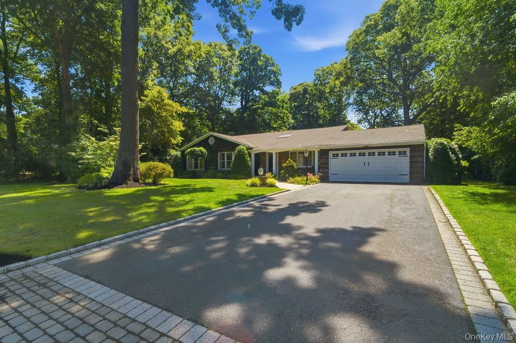 Photograph of 20 Oak Tree Drive
