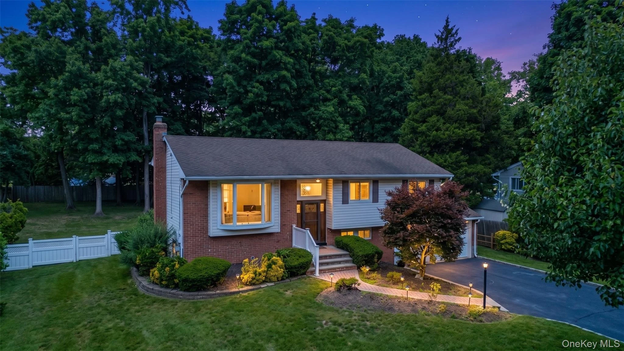 Photograph of 259 Burr Road