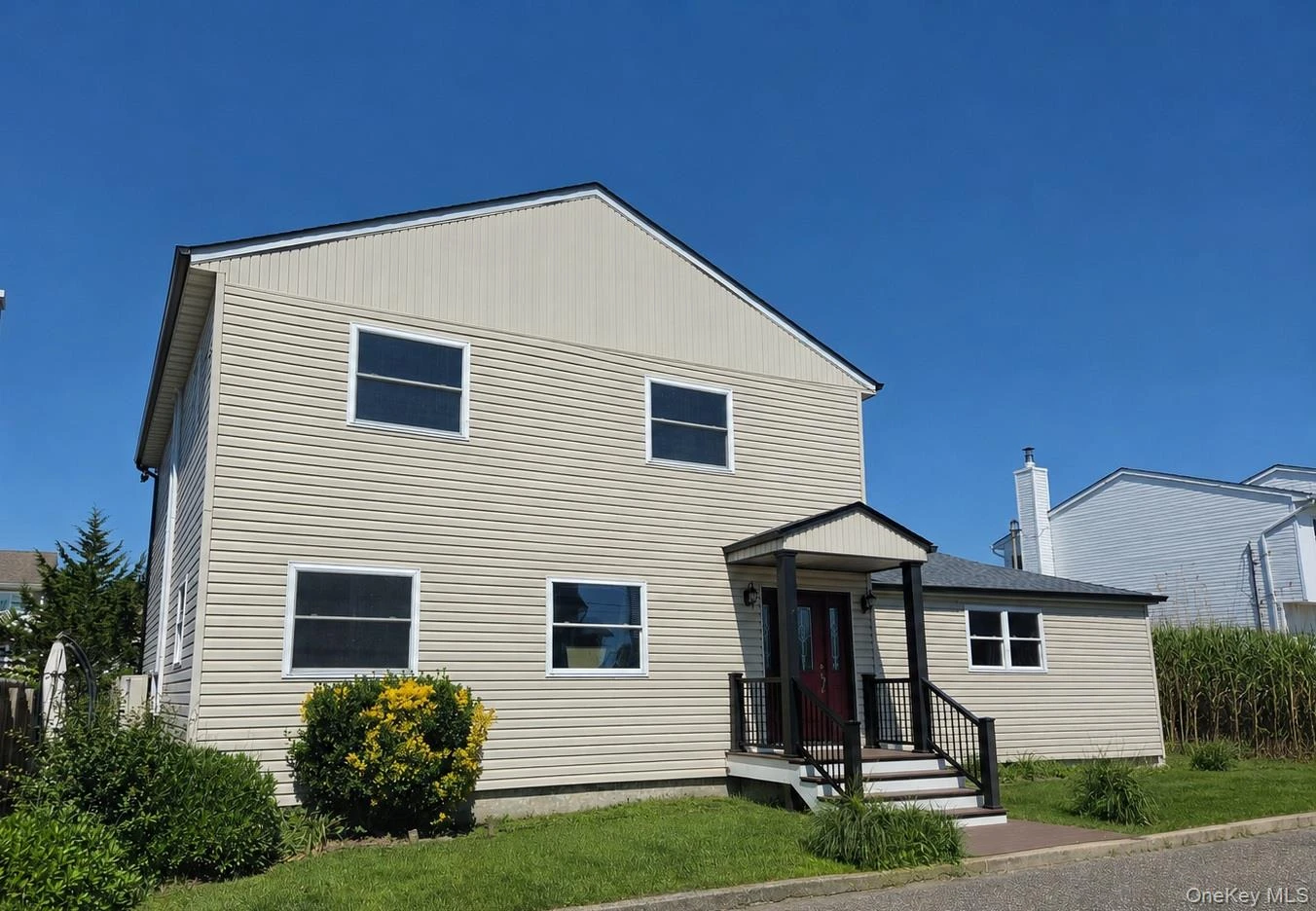 Photograph of 2706 Peconic Avenue