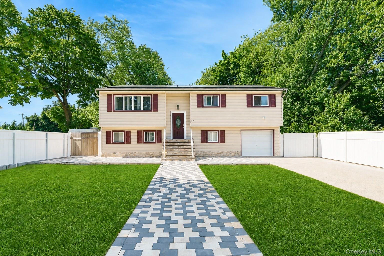 Photograph of 9 Hamlin Avenue