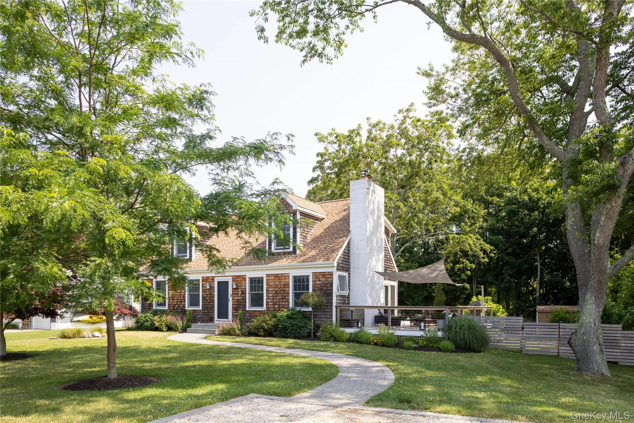 Photograph of 1050 Bayview Avenue