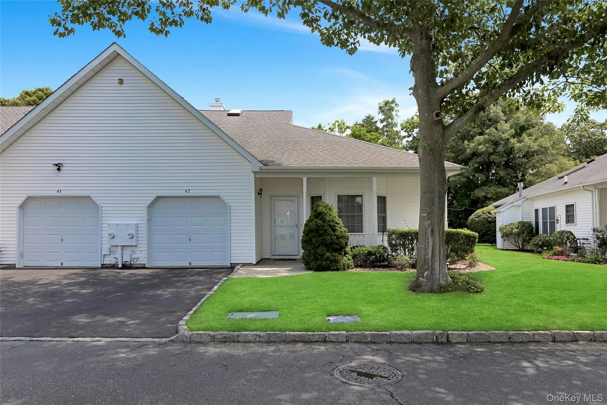Photograph of 42 Oyster Cove Lane
