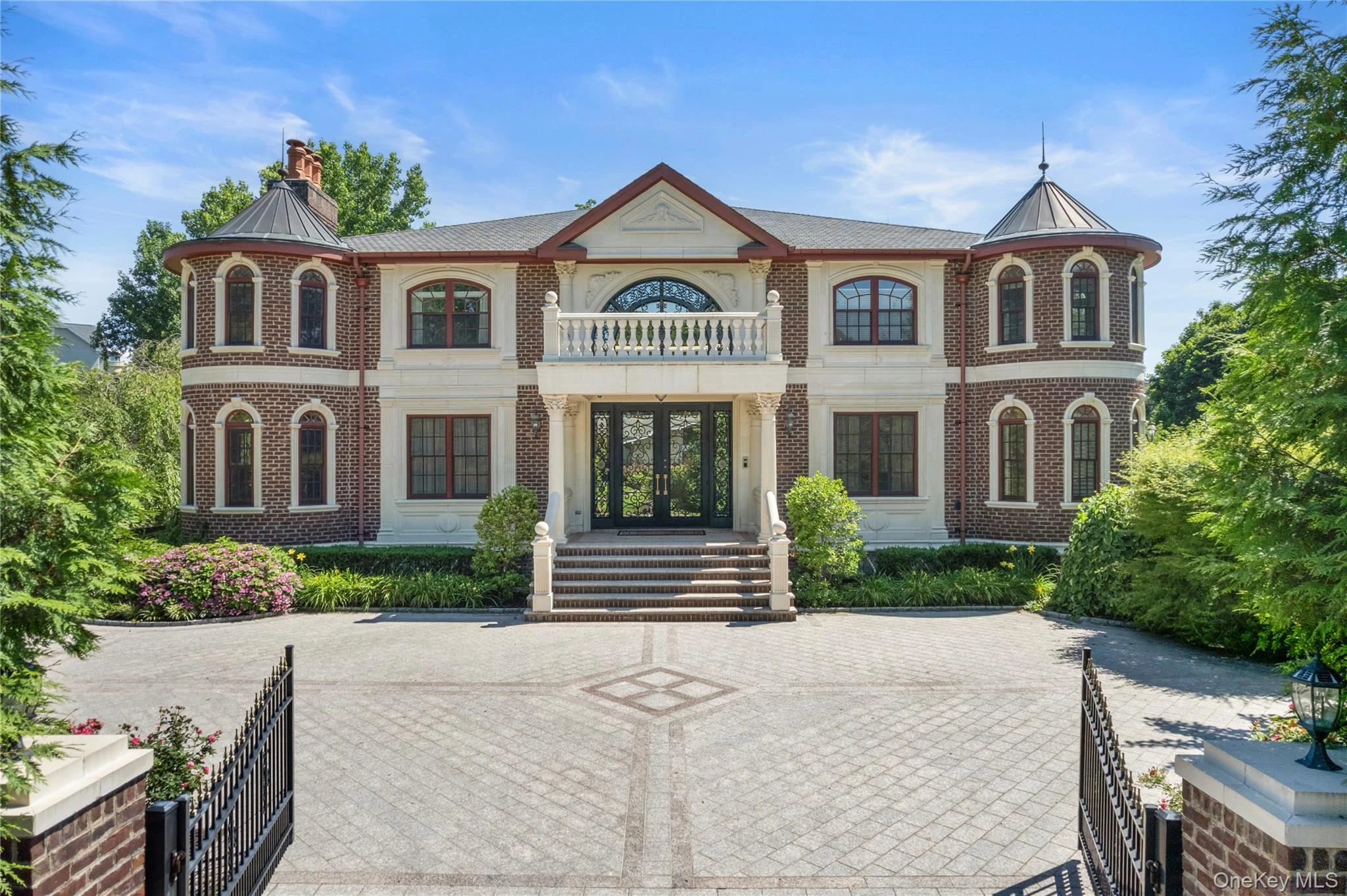 Photograph of 28 Whitney Circle