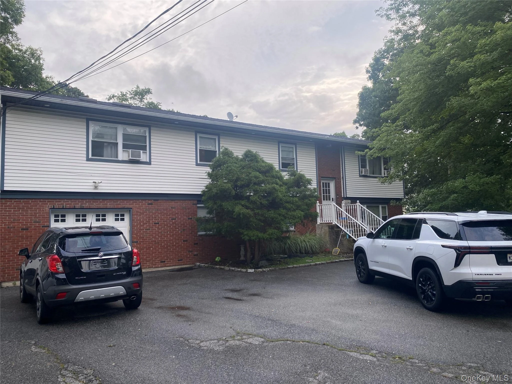 Photograph of 381 3rd Street