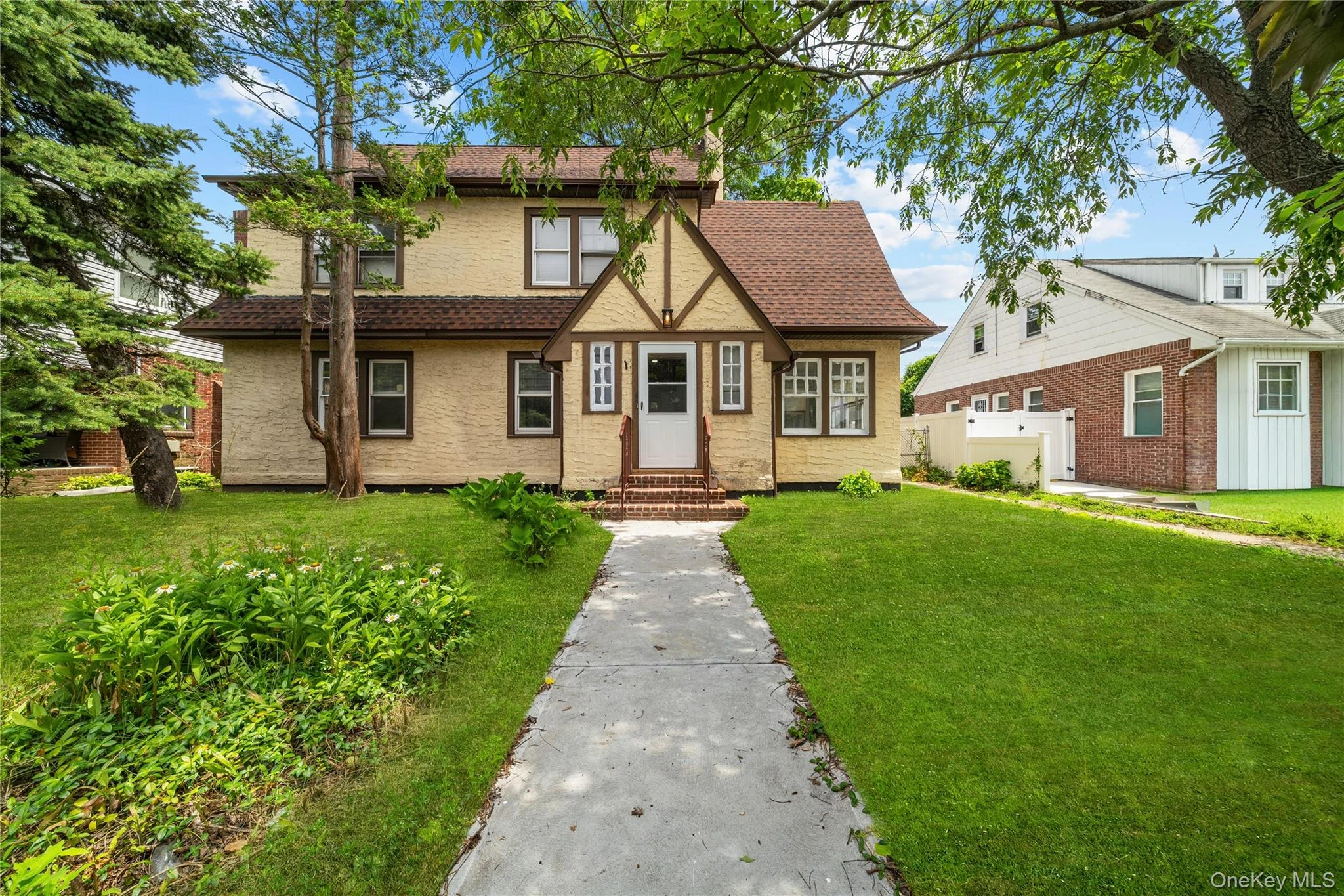 Photograph of 116 Meadowbrook Road